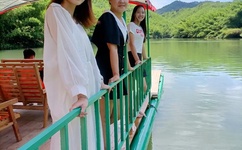 日韩美少女人体艺术